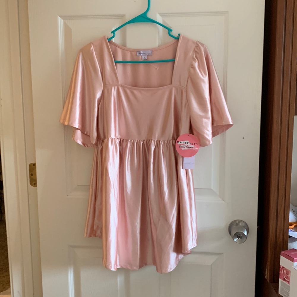 Juniper Ln maternity top